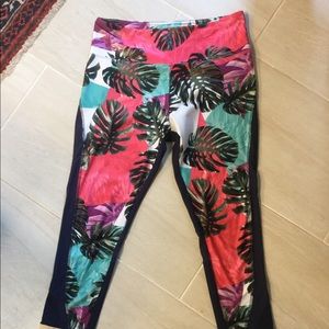 Floral and navy athletic Capri